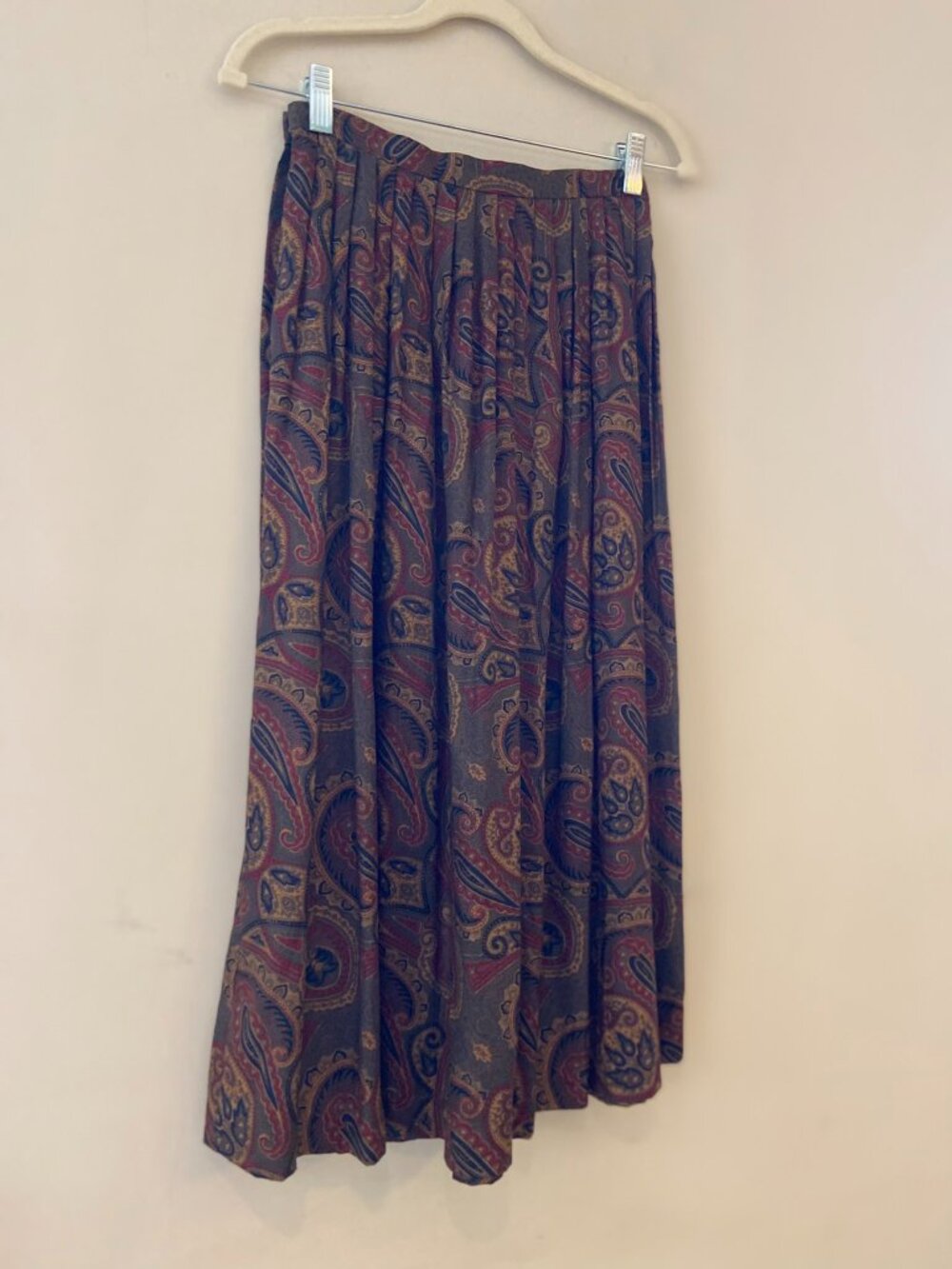 Vintage Paisley Pleated Skirt Size 4 | JH Collectibles